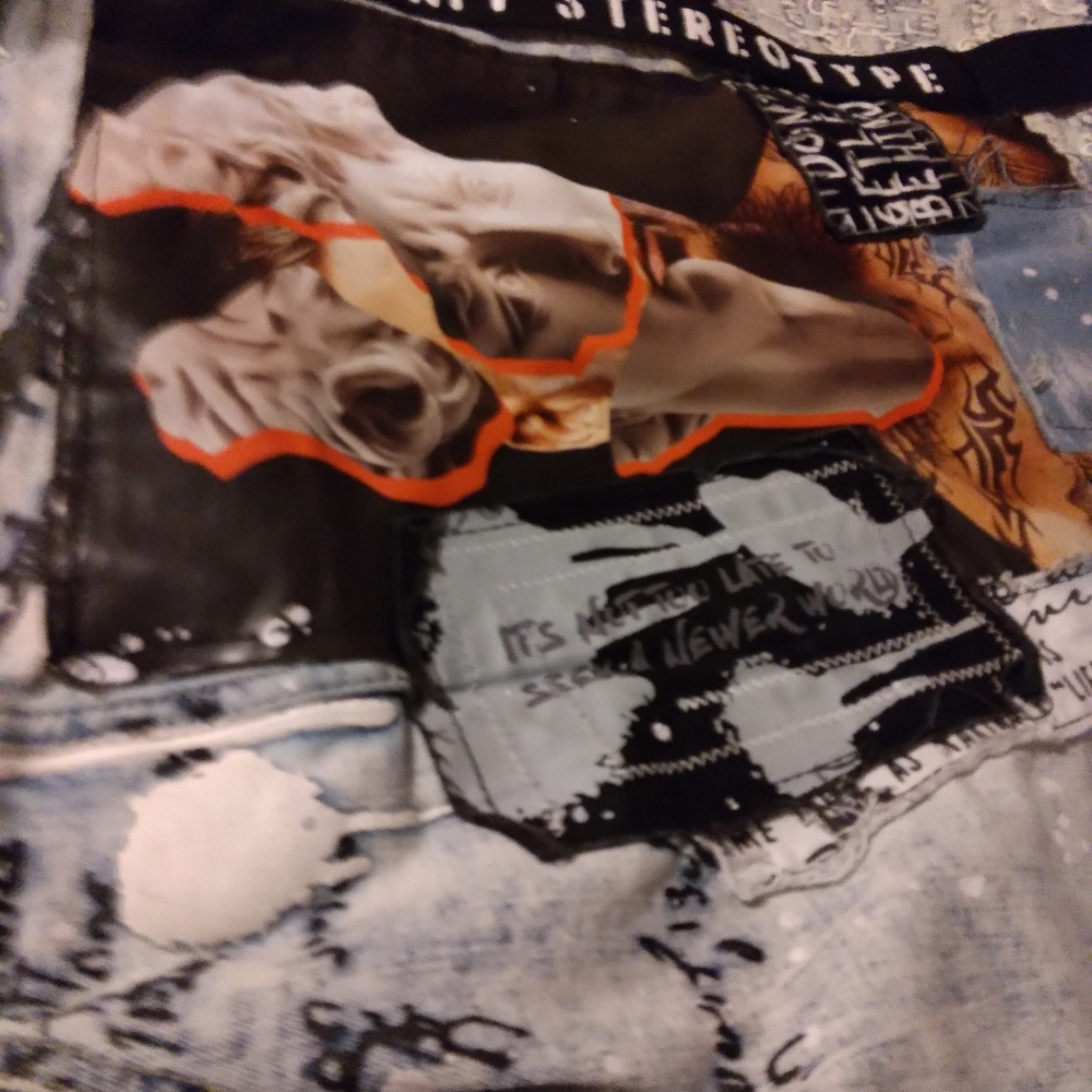 Customized Amari jean jacket - Picture 2 of 10